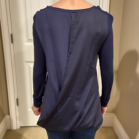 Club Monaco Long Sleeve Top With Open Back - Picture 2 of 6